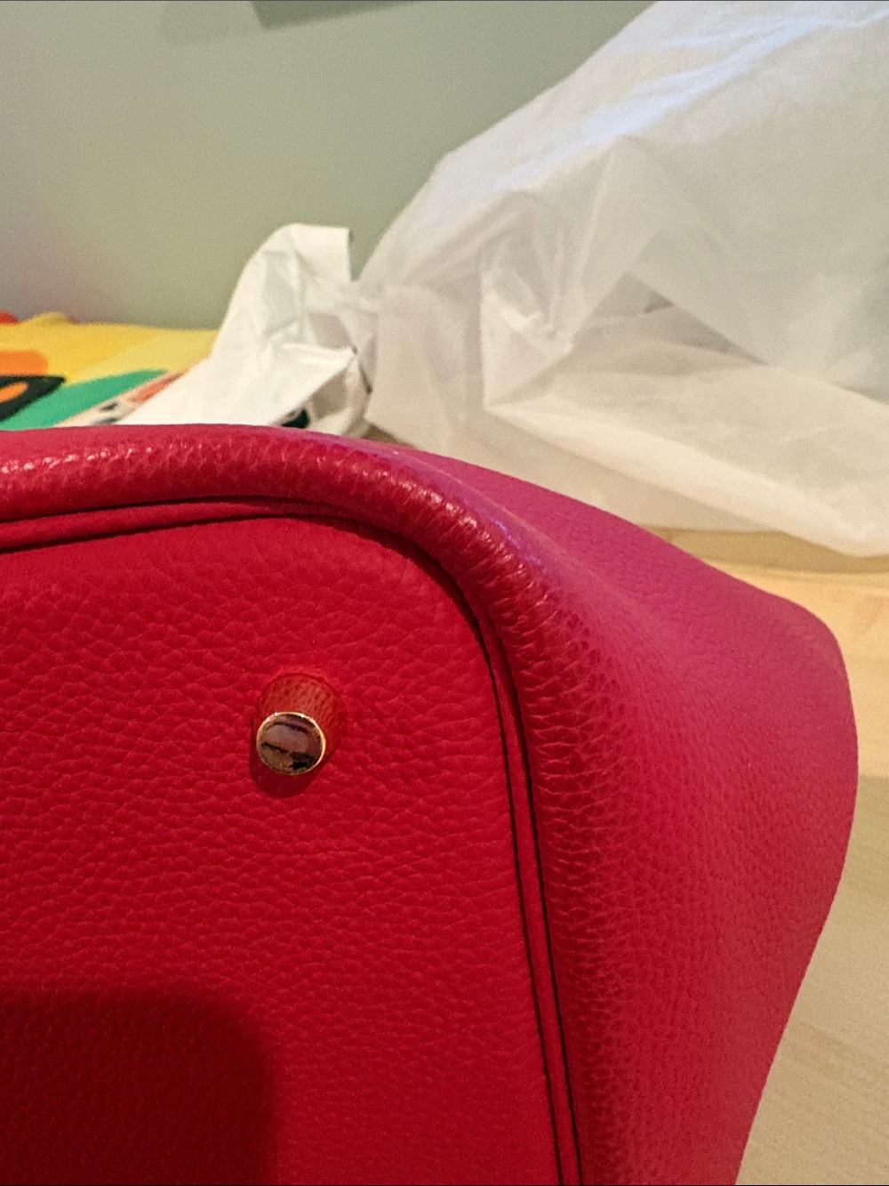 Red Leather Bucket Tote Handbag - Unbranded - Picture 9 of 16
